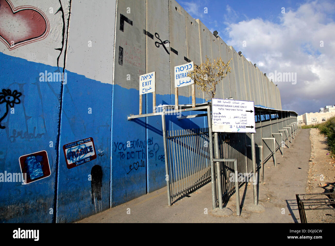 Border crossing, Palestinian side, between Bethlehem, West Bank and Jerusalem, Israel, Middle East Stock Photo