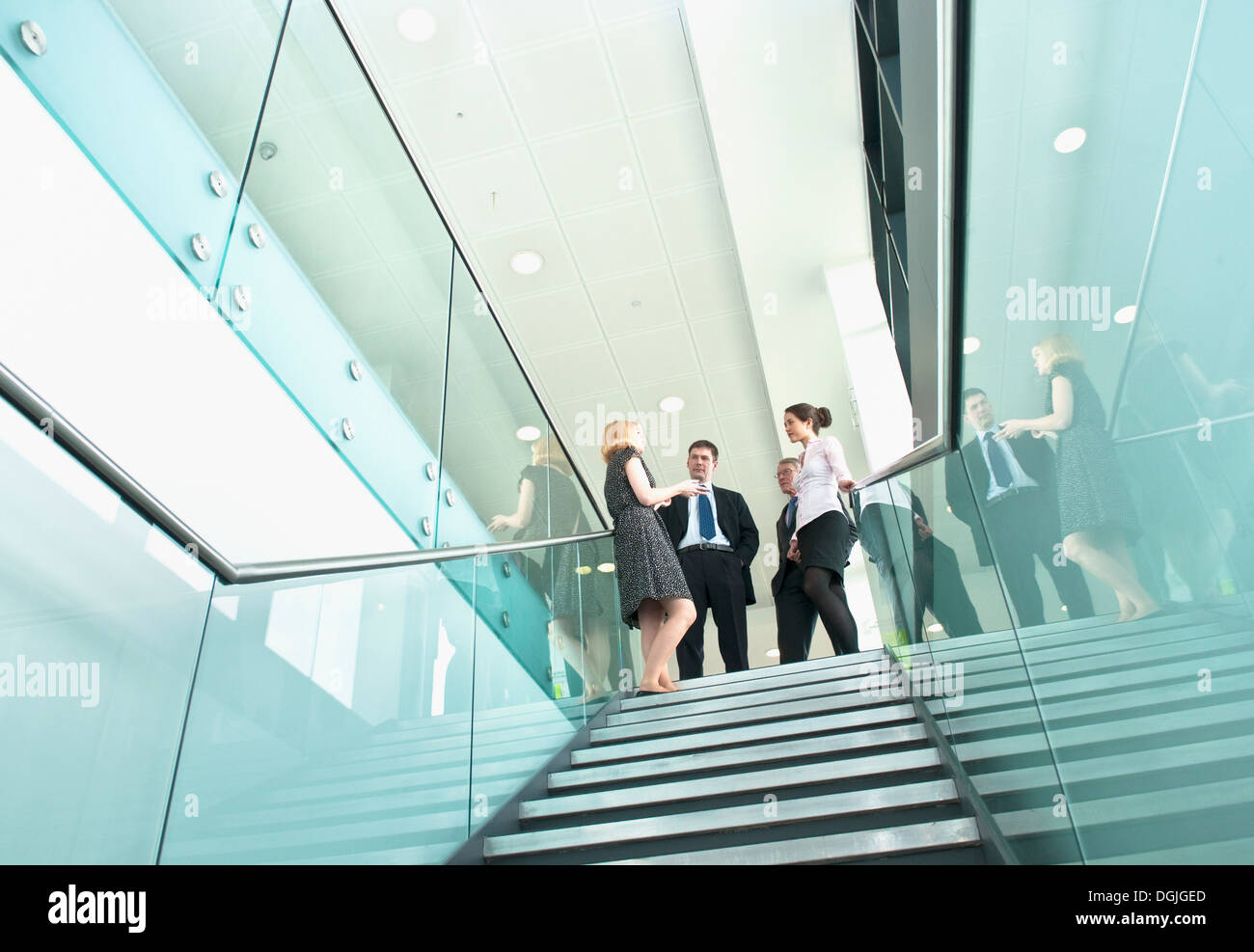 Office building hi-res stock photography and images - Alamy