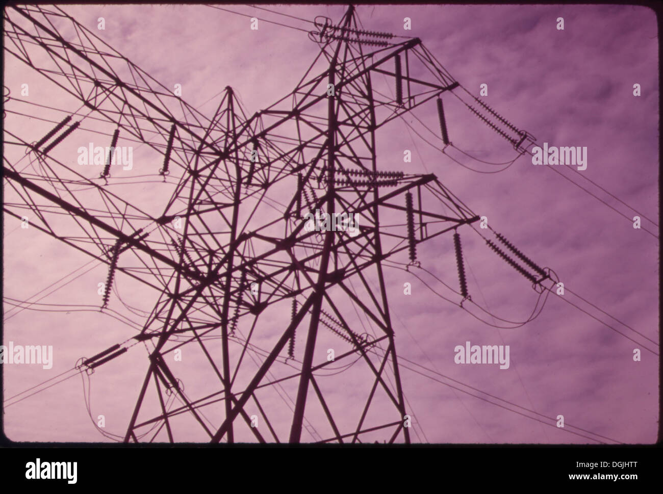 TRANSMISSION LINES OF ELECTRICAL POWER STATION BUILT ON STATEN ISLAND