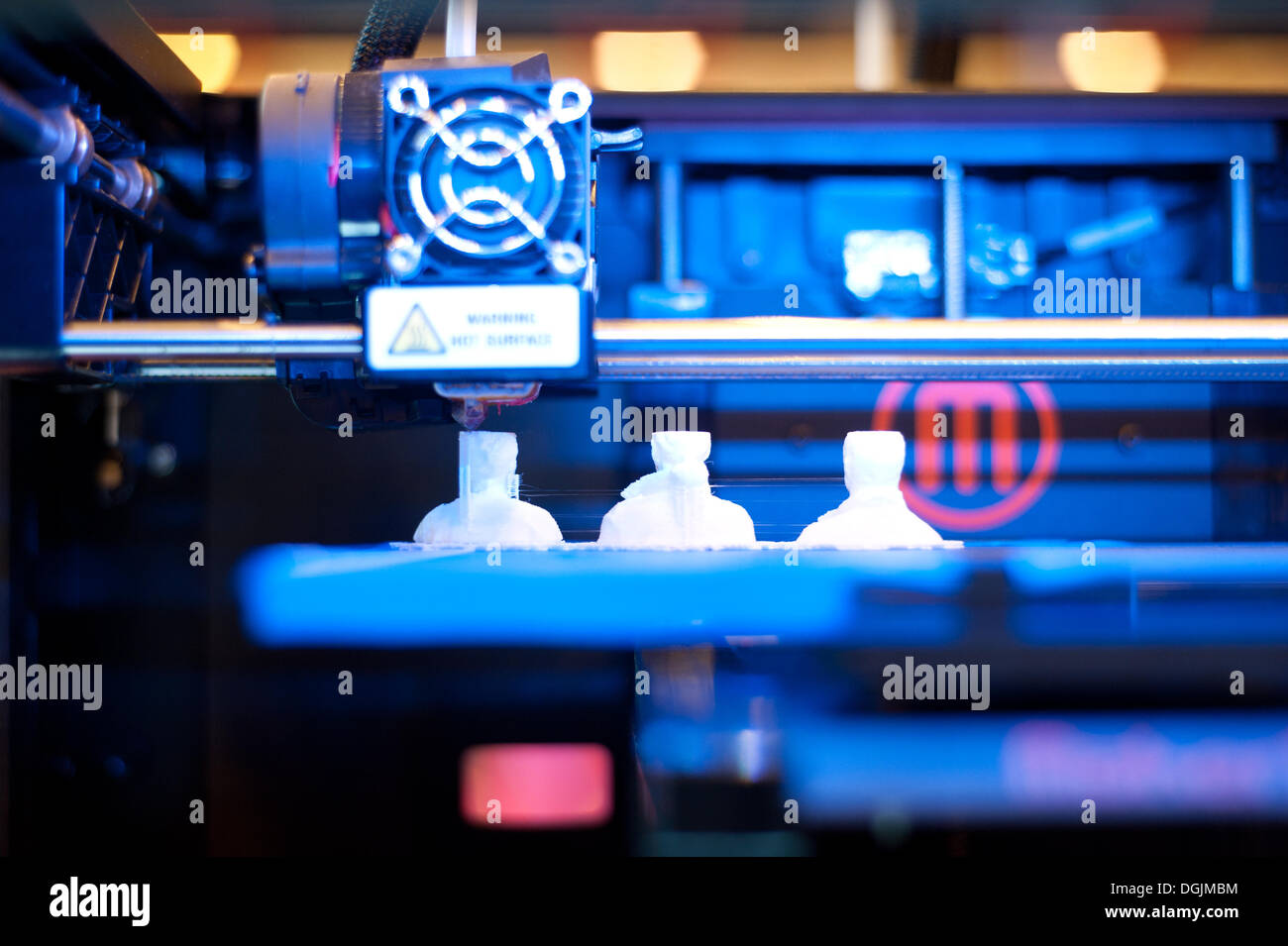 London, UK - 22 October 2013: a 3D printer during the Apps World exhibition at Earl's Court in London. Credit:  Piero Cruciatti/Alamy Live News Stock Photo