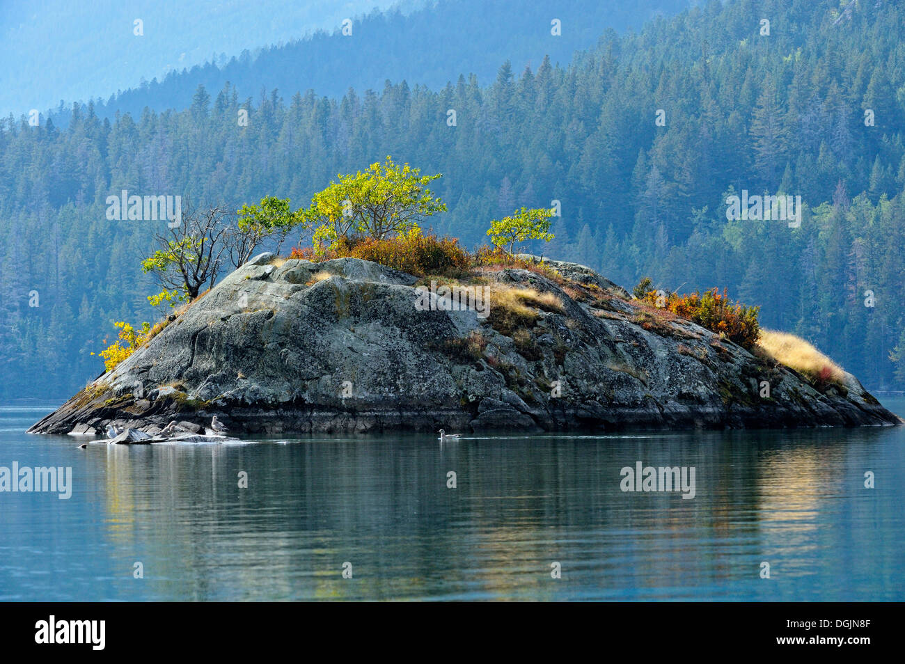 Chilko lake british columbia hires stock photography and images Alamy