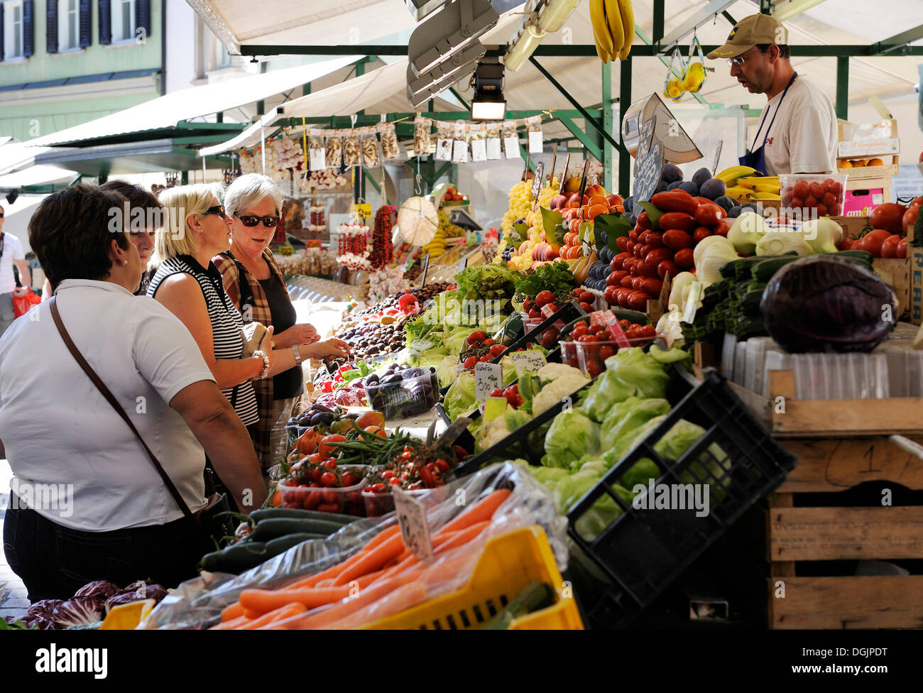 Fruit market in Bolzano, South Tyrol, Tyrol, Italy, Europe Stock Photo