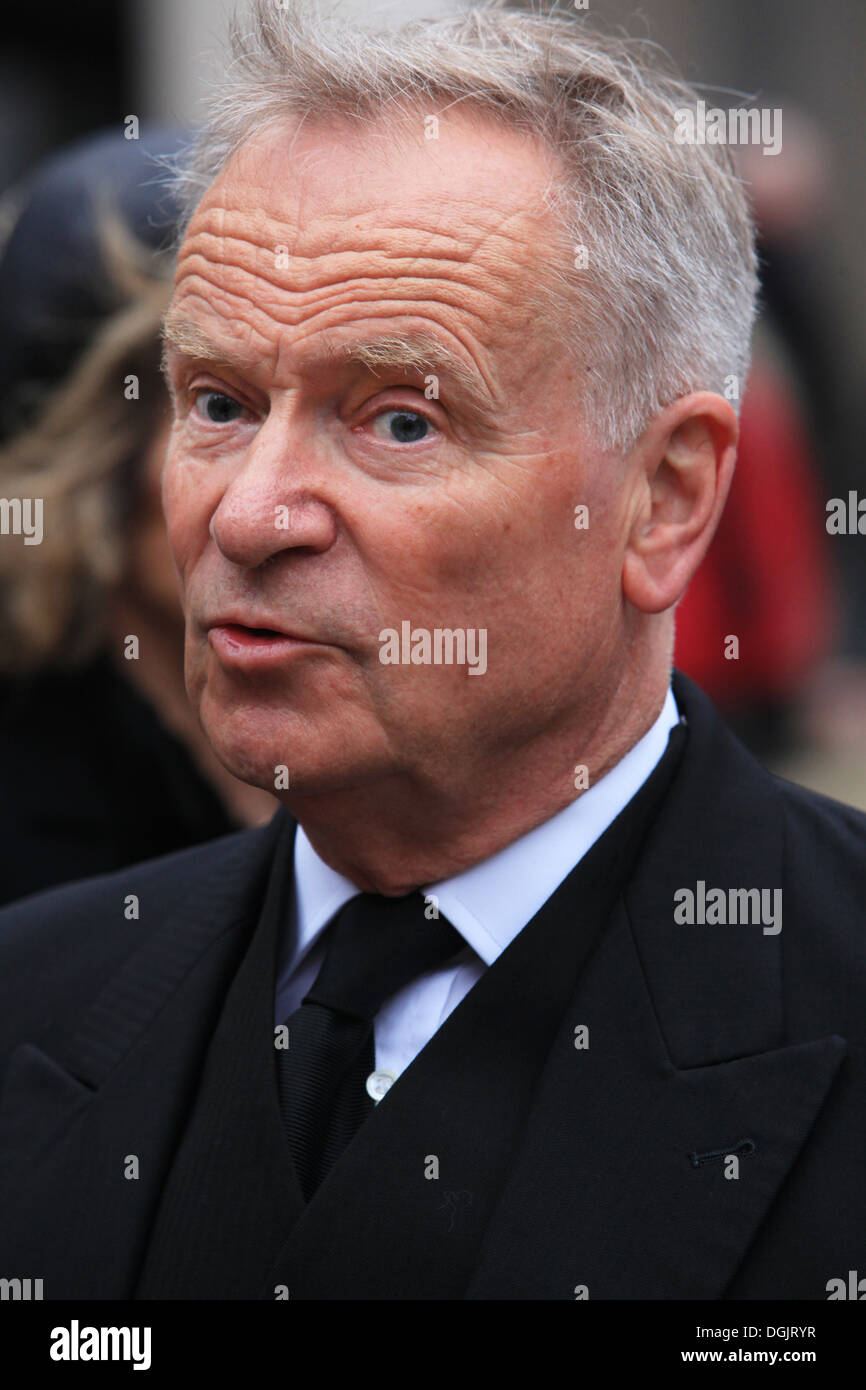 Jeffrey archer author hi-res stock photography and images - Alamy