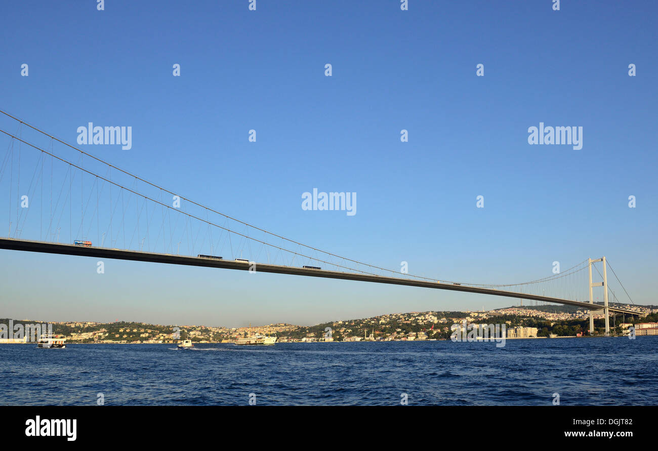 Bosphorus Bridge, Asian shore seen from Ortakoey, Üsküdar, Istanbul, asian and european side, Turkey Stock Photo