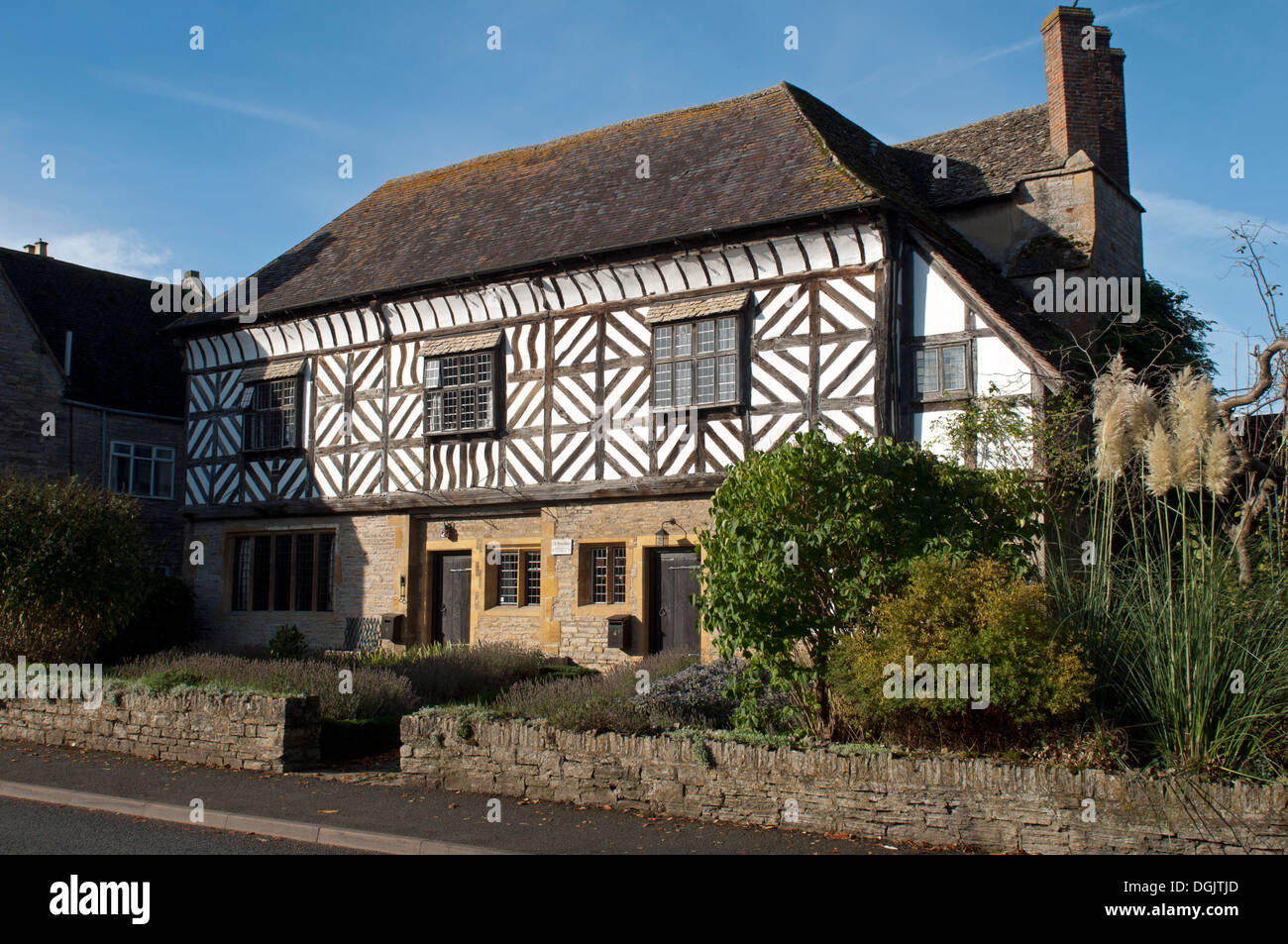 The Manor House, Badsey, Vale of Evesham, Worcestershire, UK Stock Photo Alamy