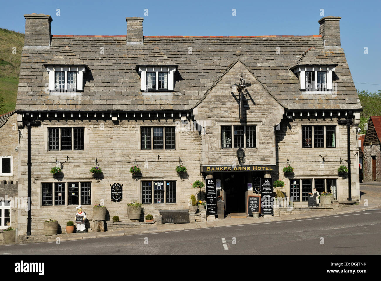 Hotel in Corfe Castle Village, Dorset, southern England, England, UK, Europe Stock Photo