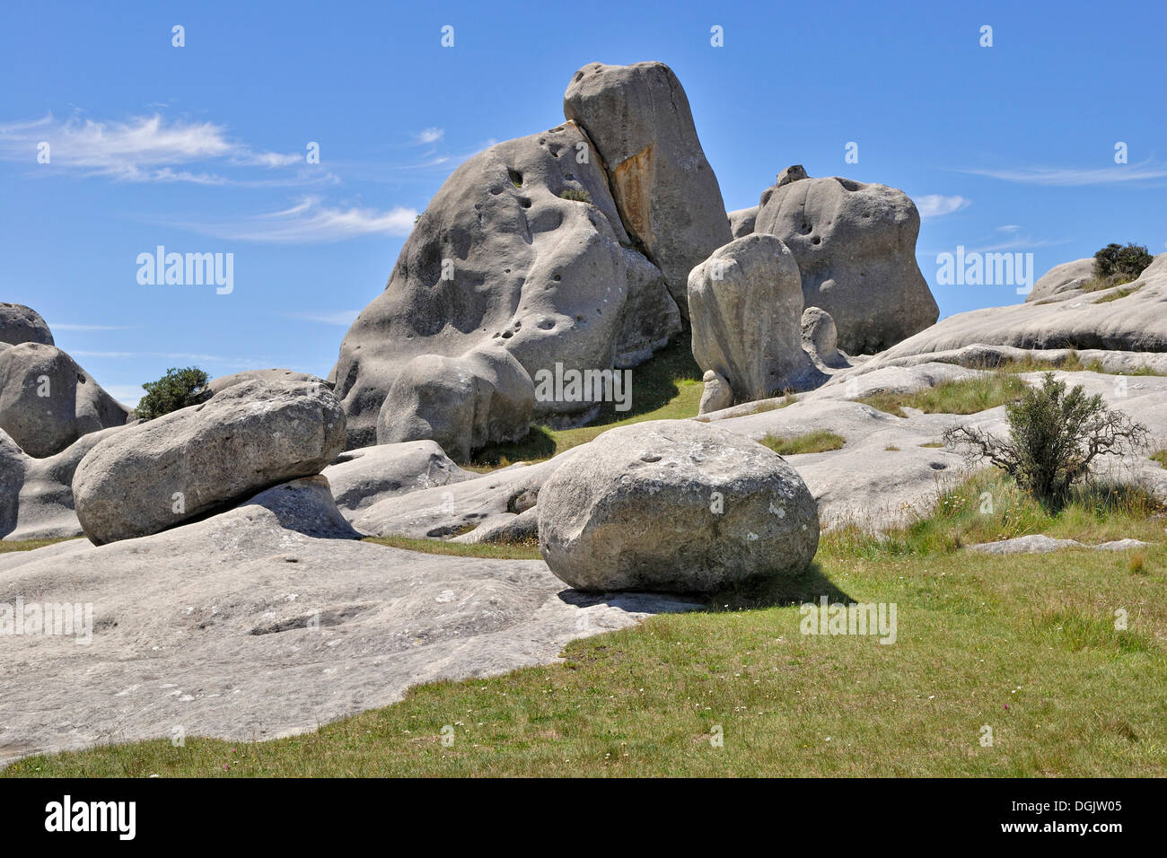 Limestone formation at the Castle Hill Limestone Rocks, Kura Tawhiti Conservation Area, Selwyn District, South Island Stock Photo