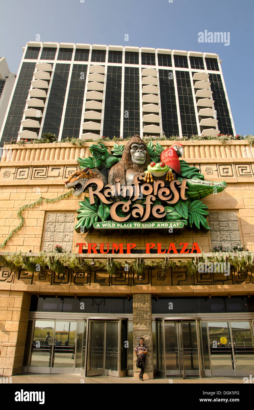 Entrance of Rainforest cafe Boardwalk at Atlantic CIty, New Jersey