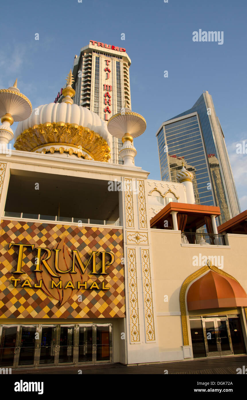 Trump Taj Mahal Casino at boardwalk at Atlantic CIty, New Jersey, closed down in 2016. United states Stock Photo