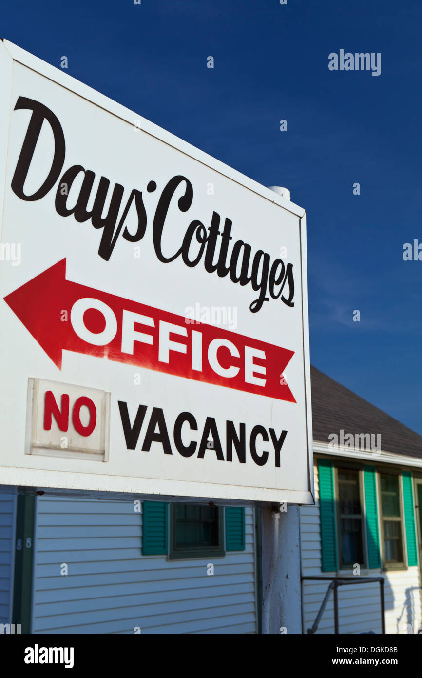 The historic Days' Cottages at Truro on Cape Cod showing a No Vacancy sign. Stock Photo