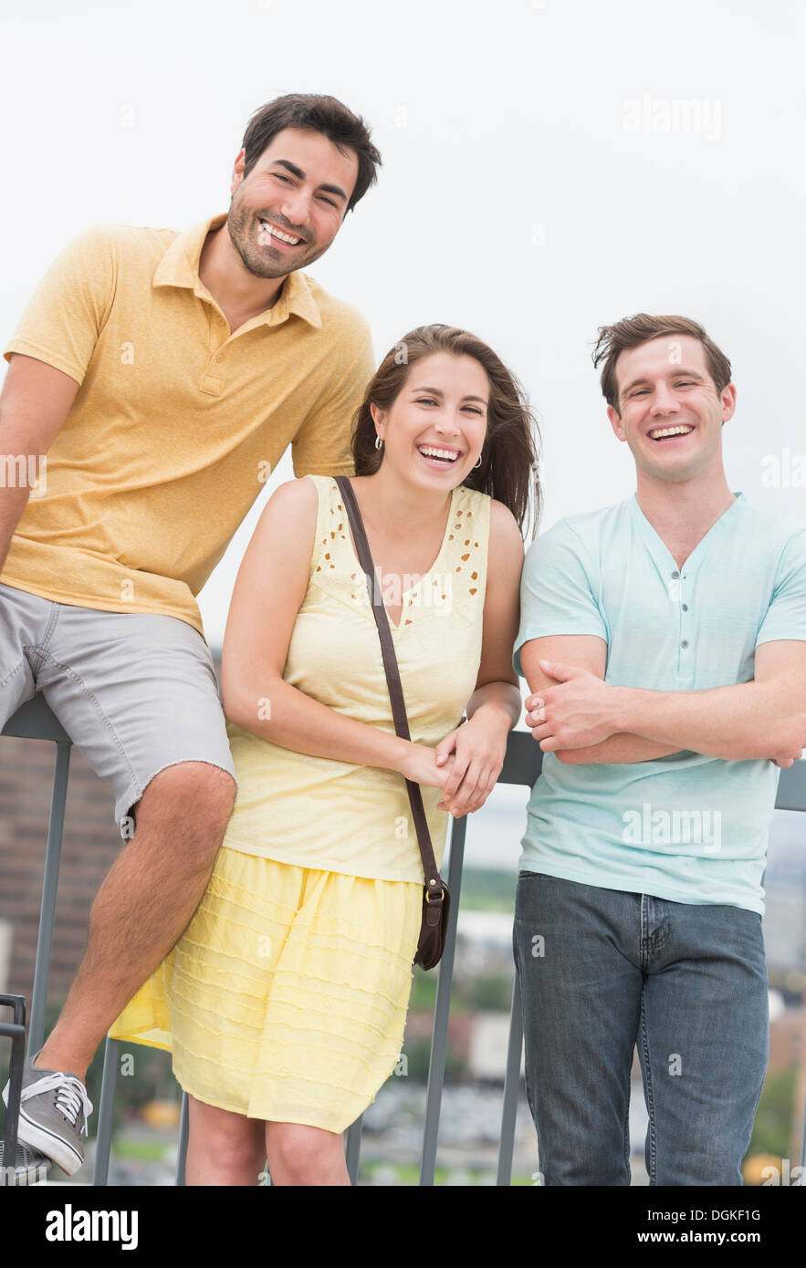 Friends casual hi-res stock photography and images - Alamy