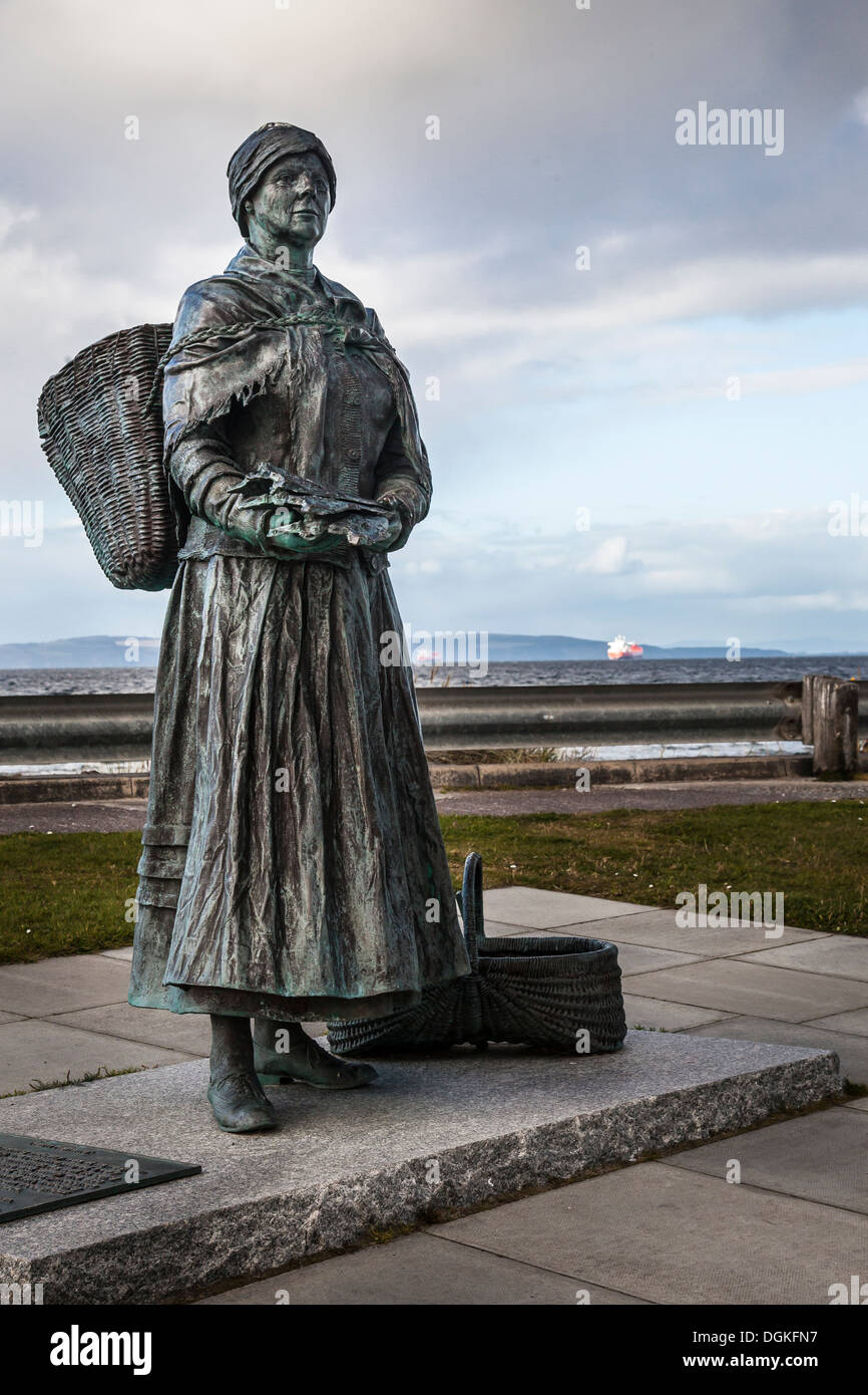 The fisher wife bronze statue at Nairn. Stock Photo