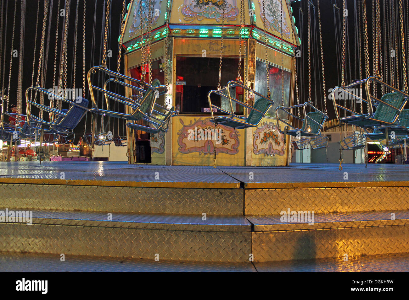 Swings ride at the state fair Stock Photo Alamy