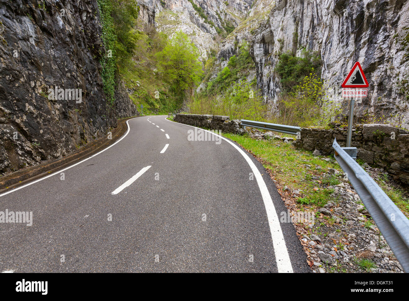 Road along Desfiladero de los Beyos on south-west slope of the Picos de Europa. Stock Photo