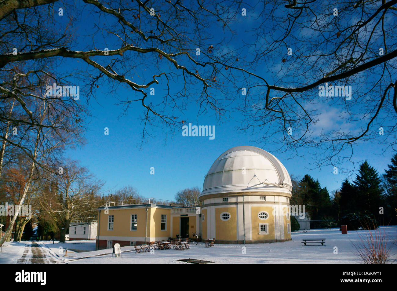 Visitor center and café of the Bergedorf Observatory or Hamburg Observatory, Hamburg, Hamburg, Hamburg, Germany Stock Photo