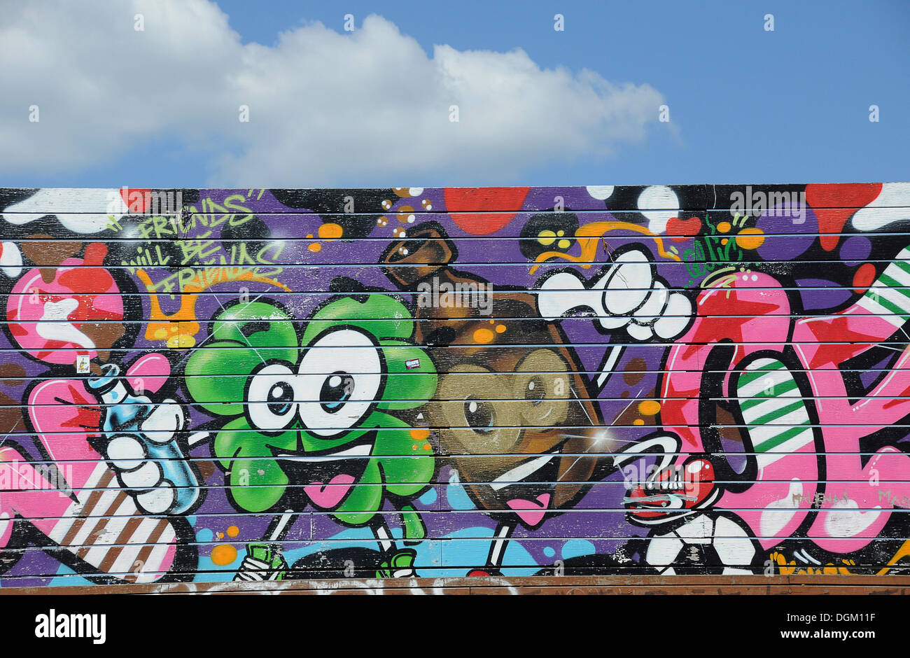 Graffiti wall with sky, Karolinenviertel quarter, Hamburg, PublicGround Stock Photo