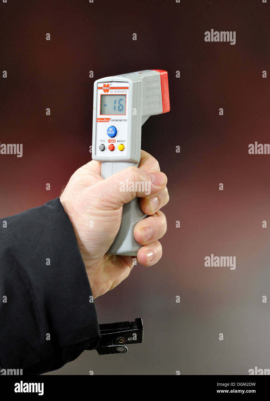 Handheld pyrometer hi-res stock photography and images - Alamy