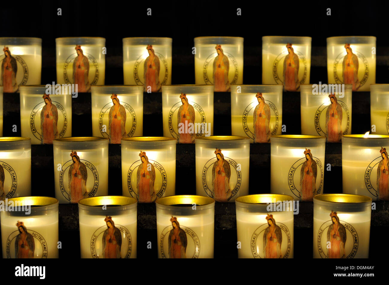 Votive candles hires stock photography and images Alamy