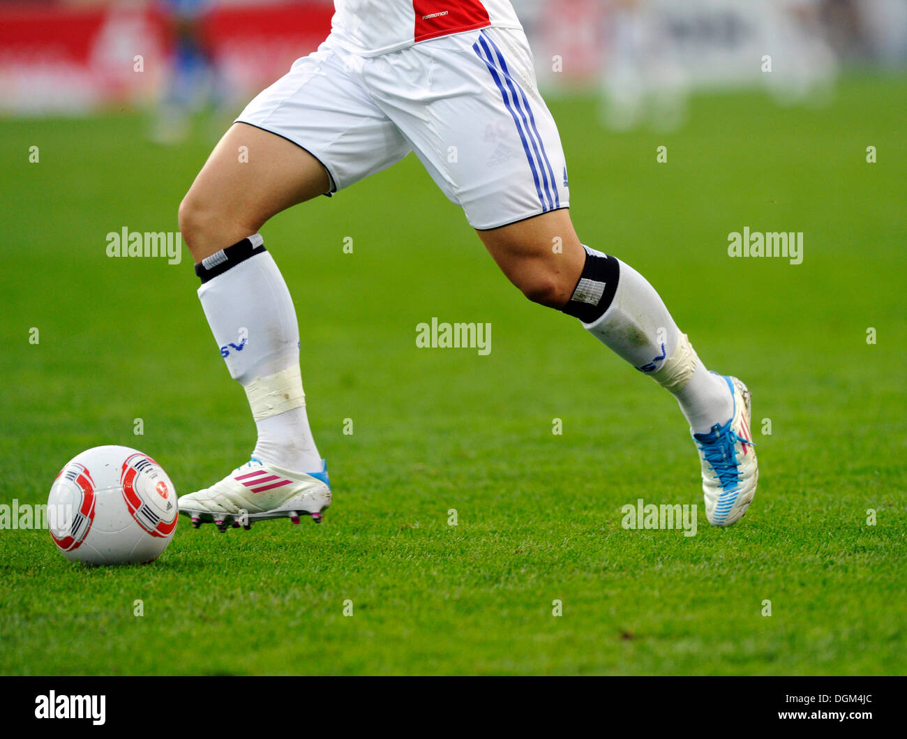 Footballers legs hi-res stock photography and images - Alamy