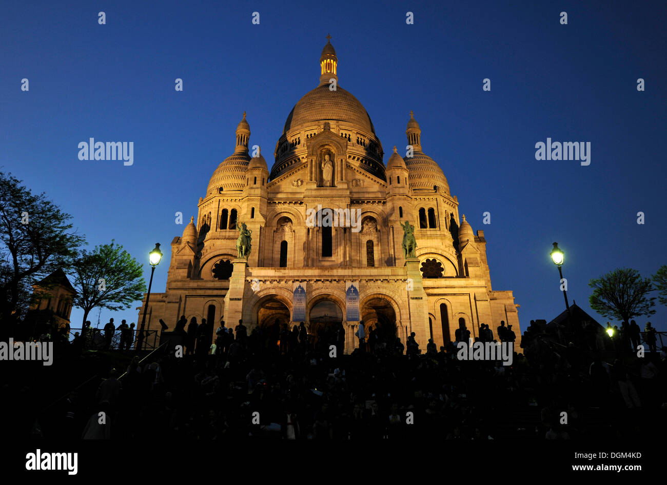 Night shot, Basilica of the Sacred Heart, Sacré-Coeur Basilica ...