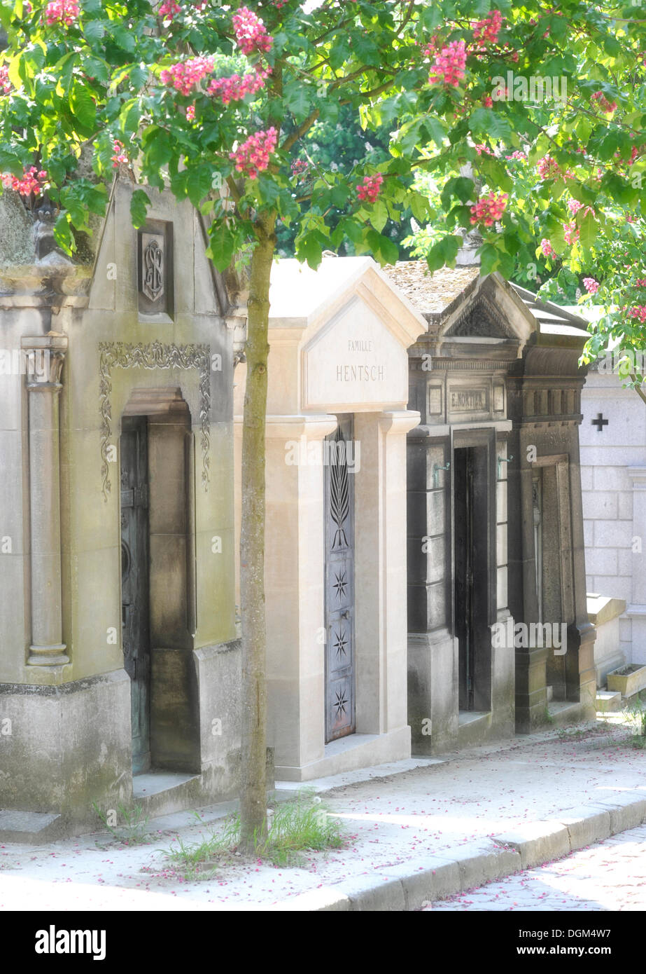Grave sites, Pere Lachaise Cemetery, Paris, France, Europe Stock Photo