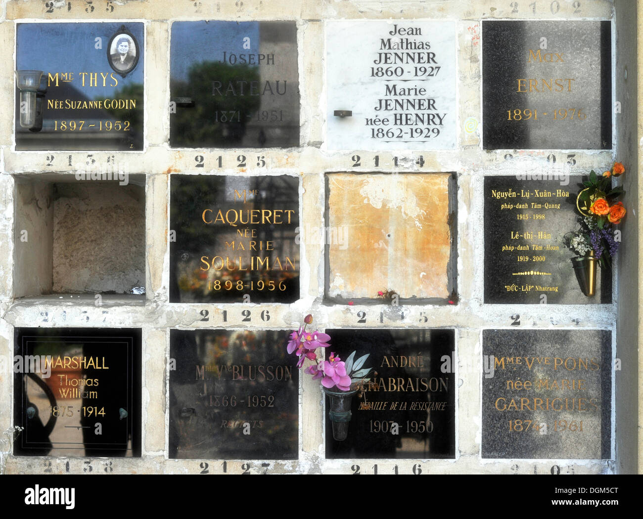 Urn grave of Max Ernst and others, Cimetière du Père Lachaise Cemetery, Paris, France, Europe, PublicGround Stock Photo