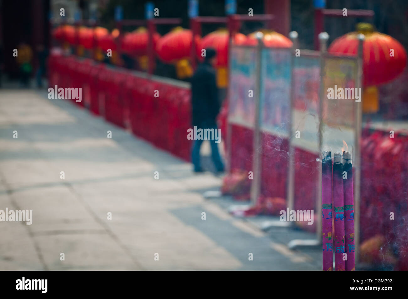 burning incenses taoist Dongyue Temple in Chaoyang District, Beijing, China Stock Photo