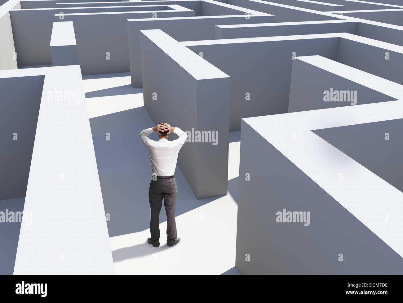 Man in the maze hi-res stock photography and images - Alamy