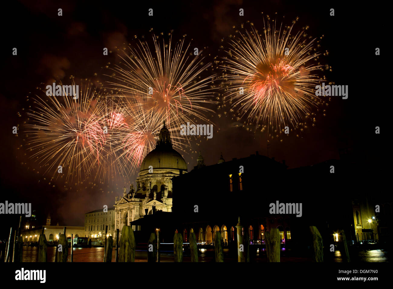 Venice new years eve fireworks hires stock photography and images Alamy