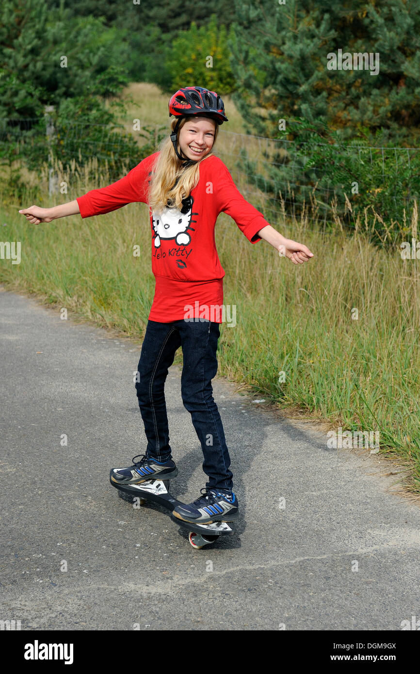 Waveboard hi-res stock photography and images - Alamy