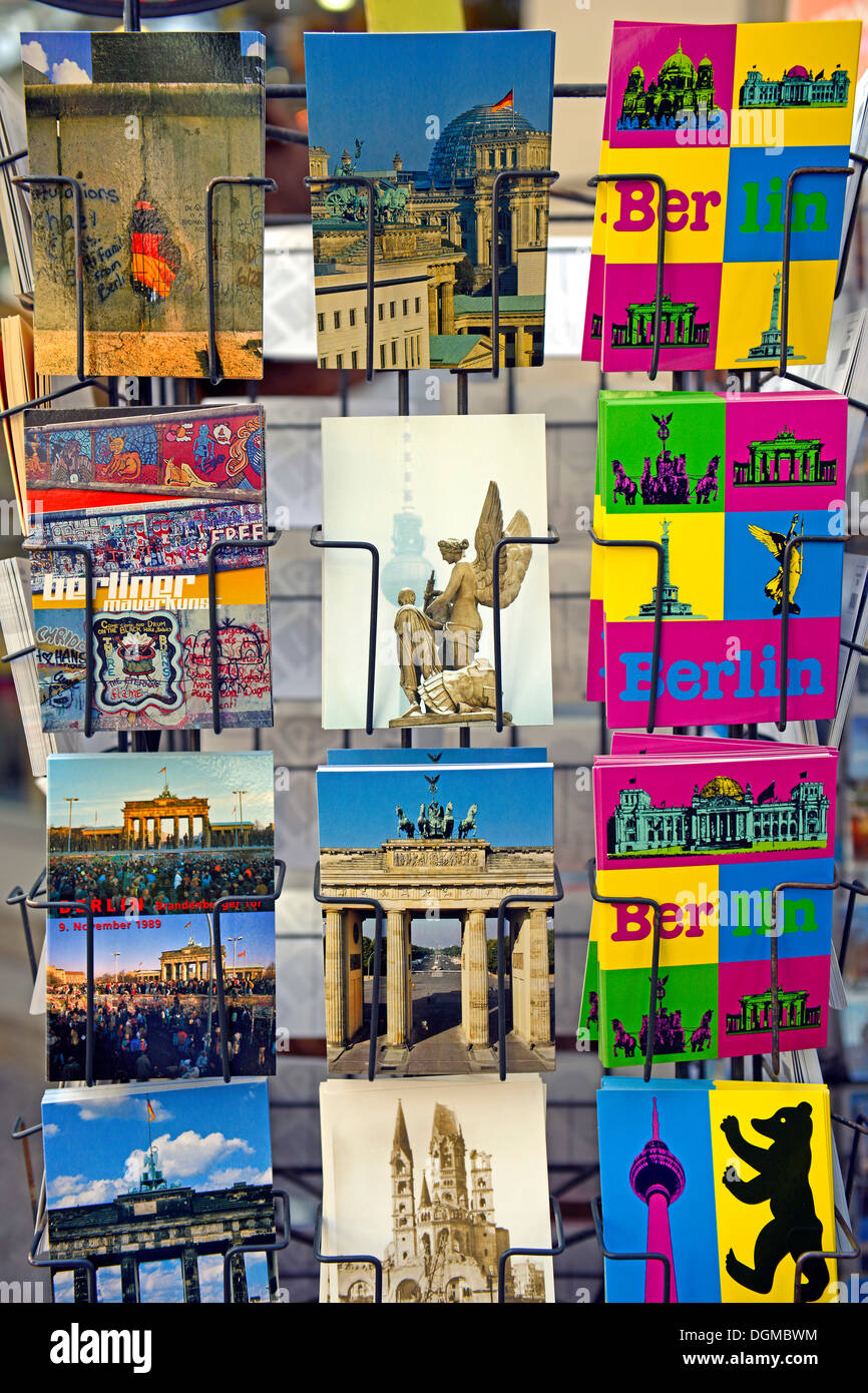 Postcards with images of berlin hi-res stock photography and images - Alamy