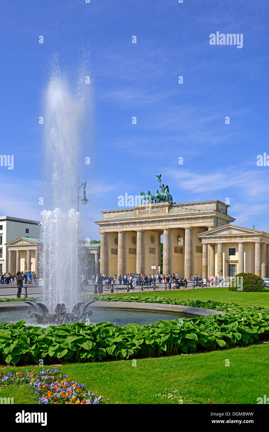Pariser Platz square and the Brandenburg Gate, Berlin, Berlin, Berlin, Germany Stock Photo
