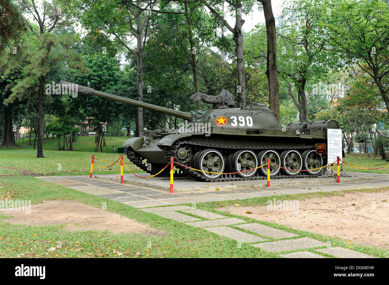 North Vietnamese tank on the grounds of the Reunification Palace, Reunion Hall, former seat of government, Ho Chi Minh City Stock Photo
