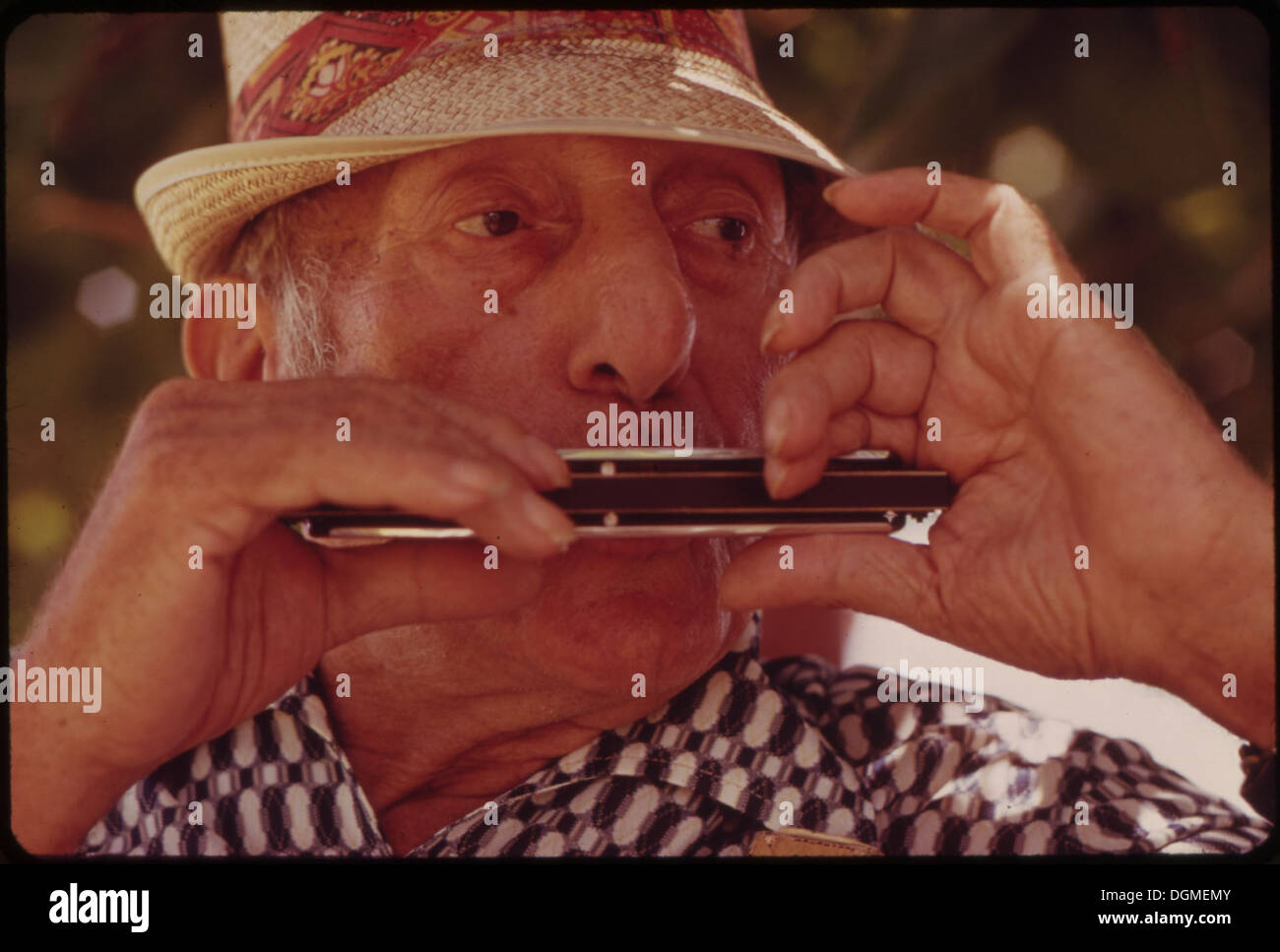 Elderly beach care home hi-res stock photography and images - Alamy