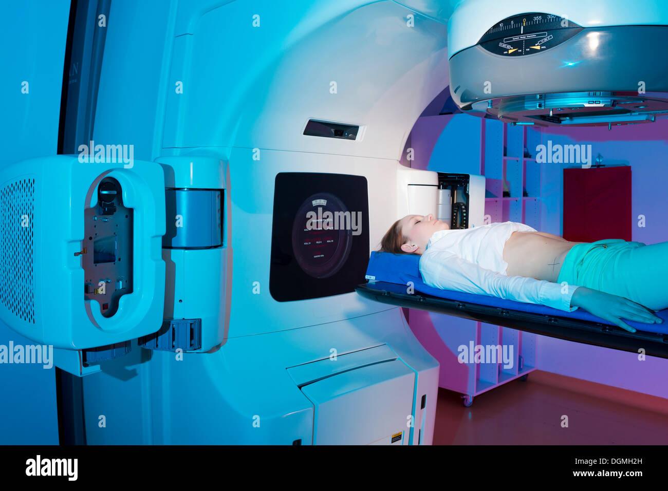 Patient lying in a linear particle accelerator for radiation treatment, Germany Stock Photo