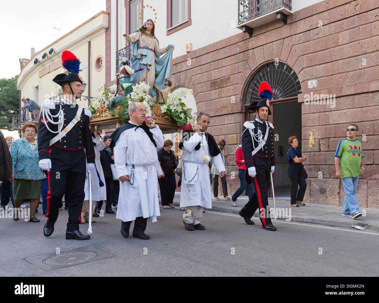 Virgin mary carrying processions hi-res stock photography and images ...