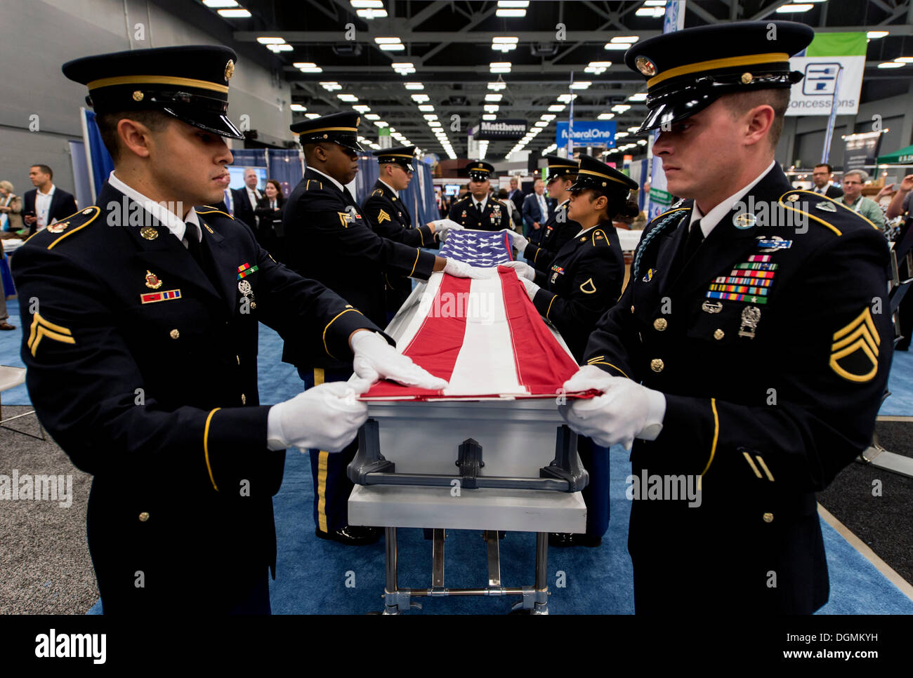 Military Rites Army funeral folding flag hi-res stock photography and images - Alamy