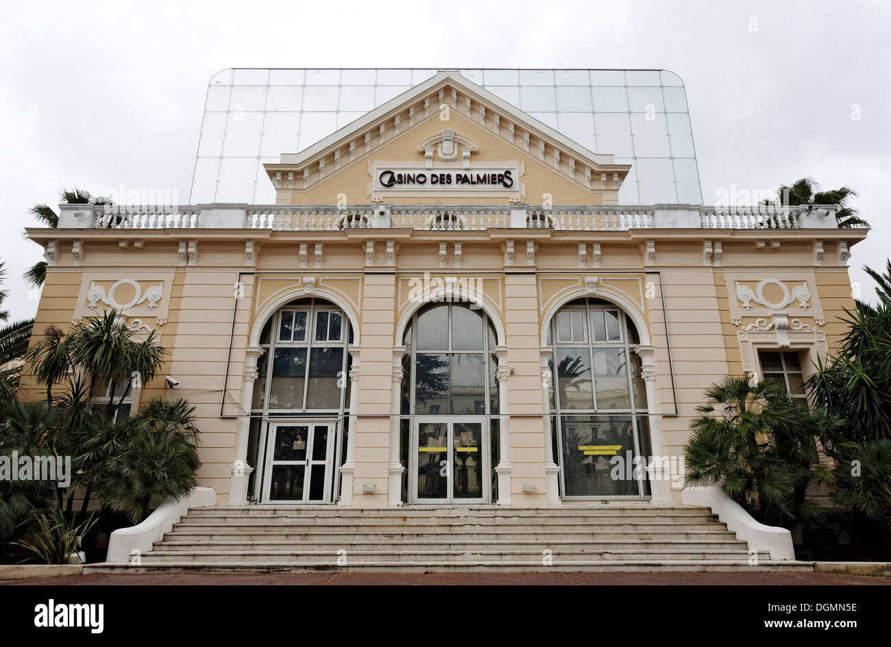 Historic gambling casino with a modern glass annex, Hyères-les-Palmiers, Provence-Alpes-Côte d'Azur region, France, Europe Stock Photo