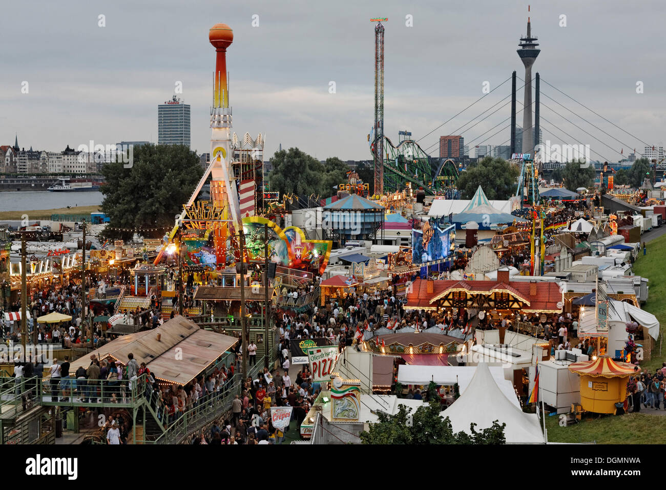 Rheinkirmes hi-res stock photography and images - Alamy