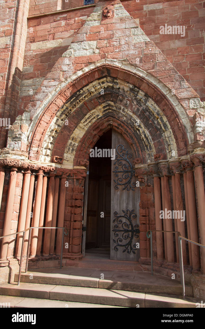 Islands of Orkney, Scotland. Picturesque close up view of the main entrance door to Kirkwall’s St Magnus Cathedral. Stock Photo