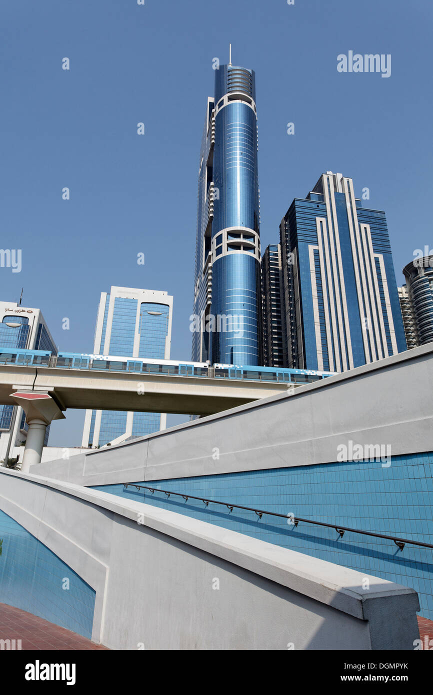 Dubai pedestrian underpass hi-res stock photography and images - Alamy