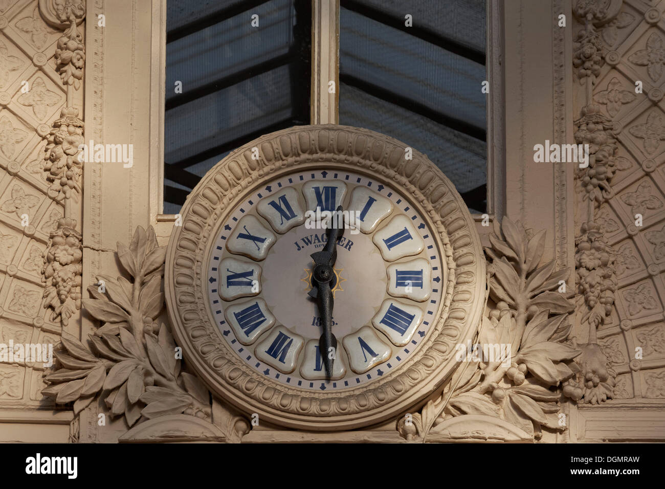 Historic clock of 1846, Passage Jouffroy, Grands Boulevards, 2nd Arrondissement, Paris, Ile-de-France, France Stock Photo