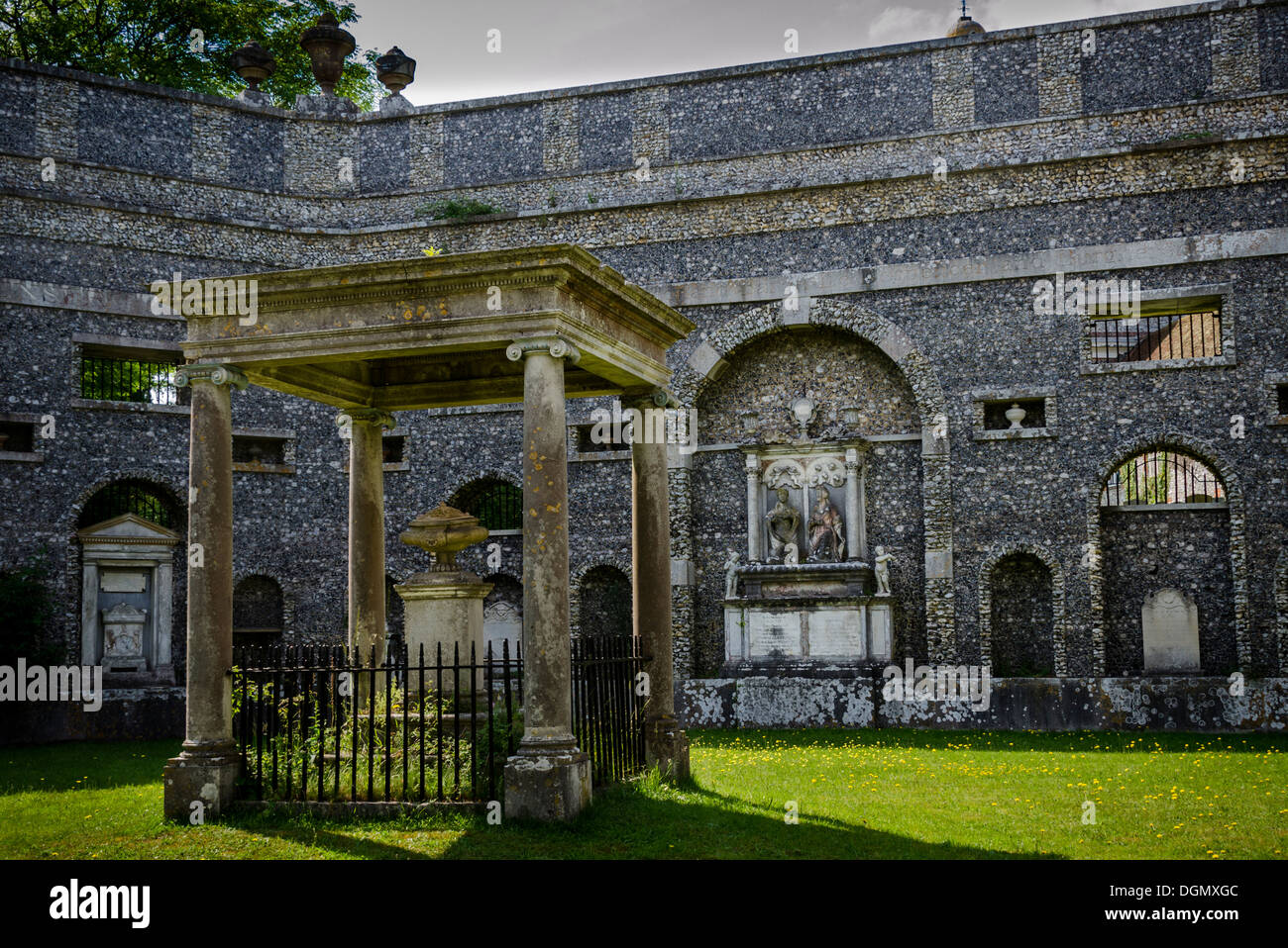 The Dashwood Mausoleum, West Buckinghamshire Stock Photo Alamy