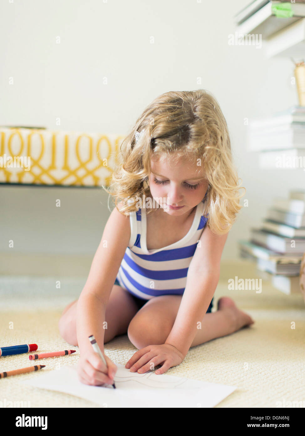 happy girl sitting on the floor with laptop Stock Photo - Alamy