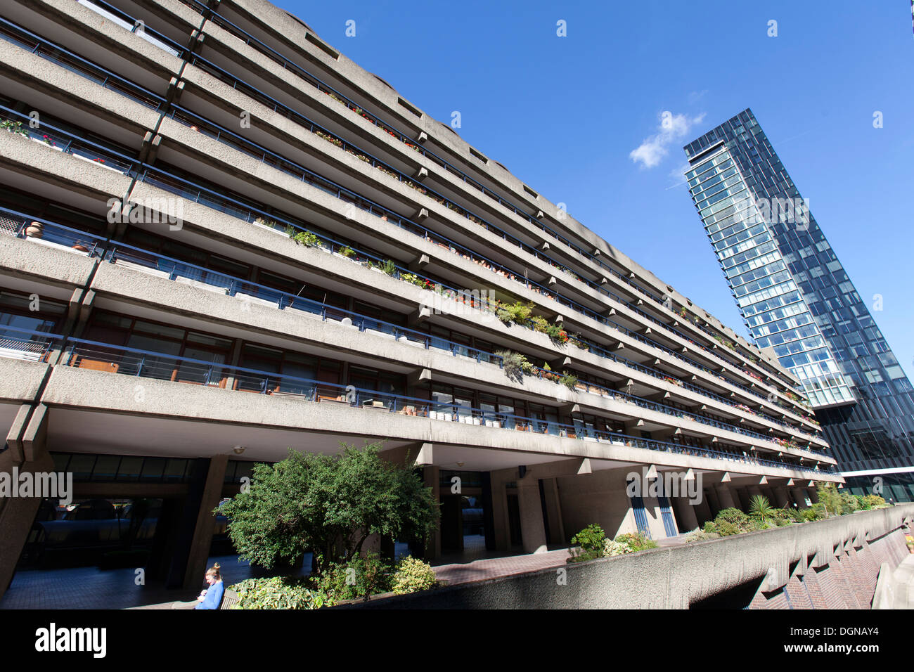 Willoughby House (left), Apartment block, Barbican Centre, with The ...