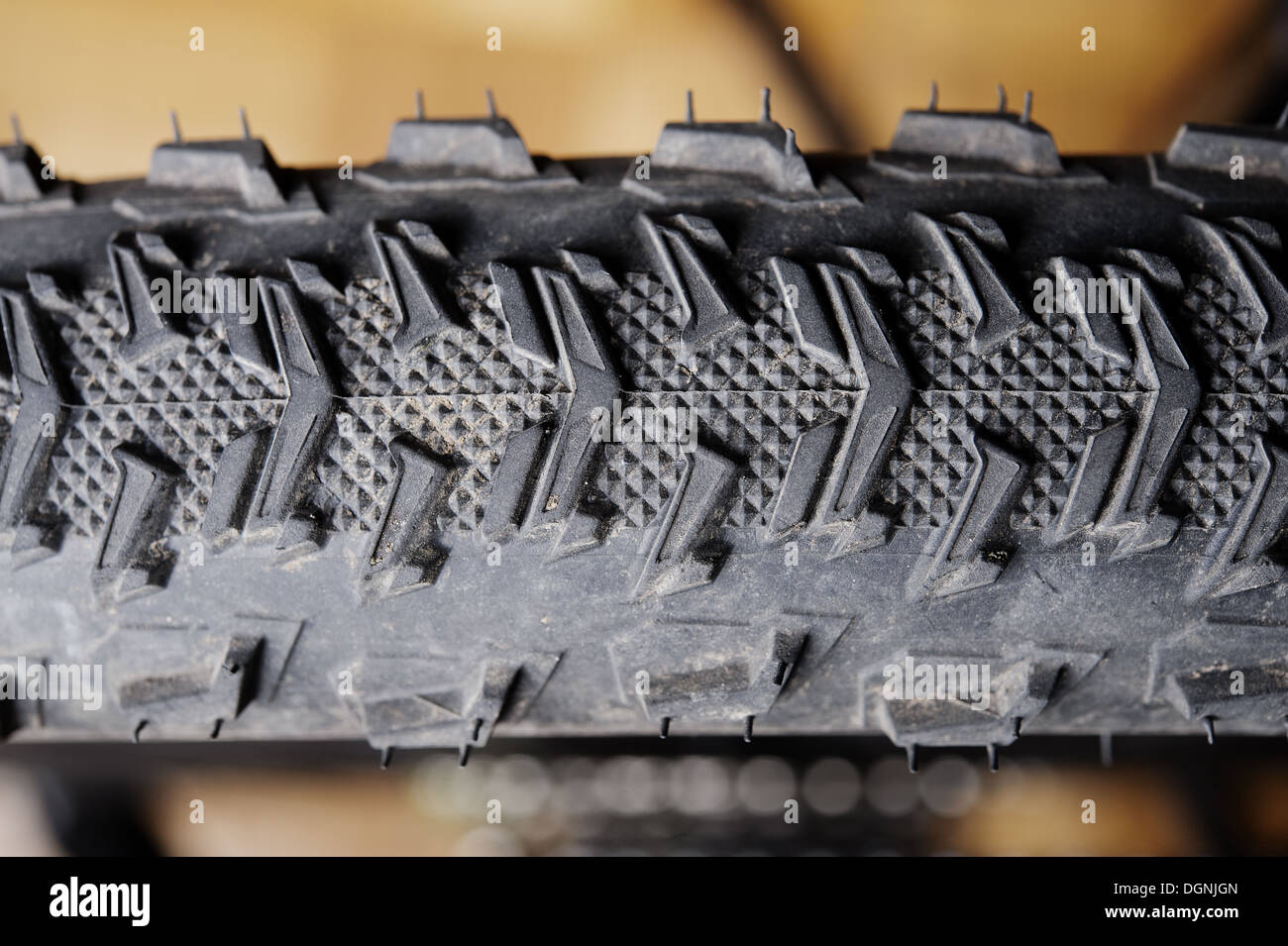 Bike tire tracks hires stock photography and images Alamy