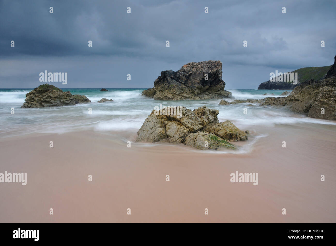 Dark clouds on the coast, sandy beach of Sango Sands, Schottland, Durness, Sutherland County, Highland, Scotland, United Kingdom Stock Photo