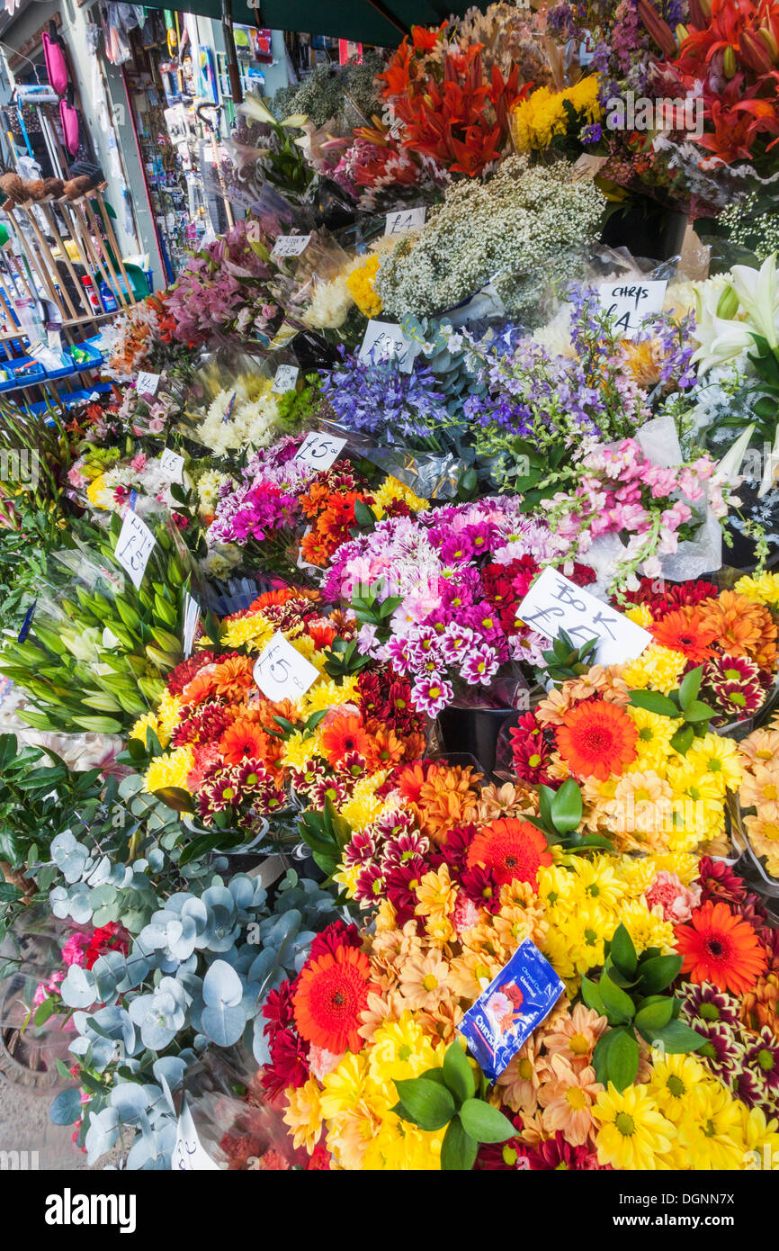 England, East Anglia, Norfolk, Norwich, Norwich Market, Flower Stall