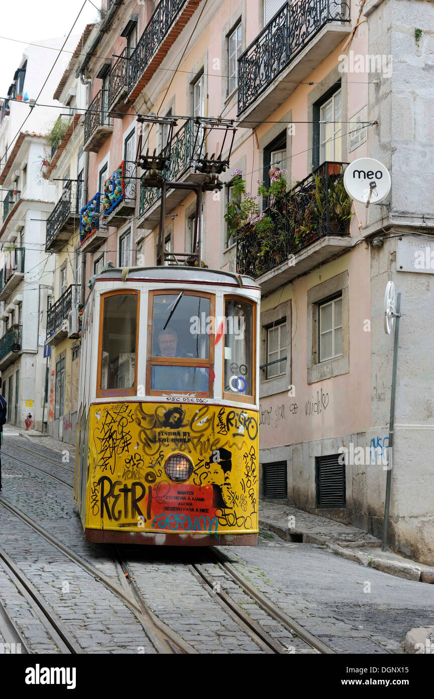 Old Lisbon Cable Car Stock Photos & Old Lisbon Cable Car Stock Images