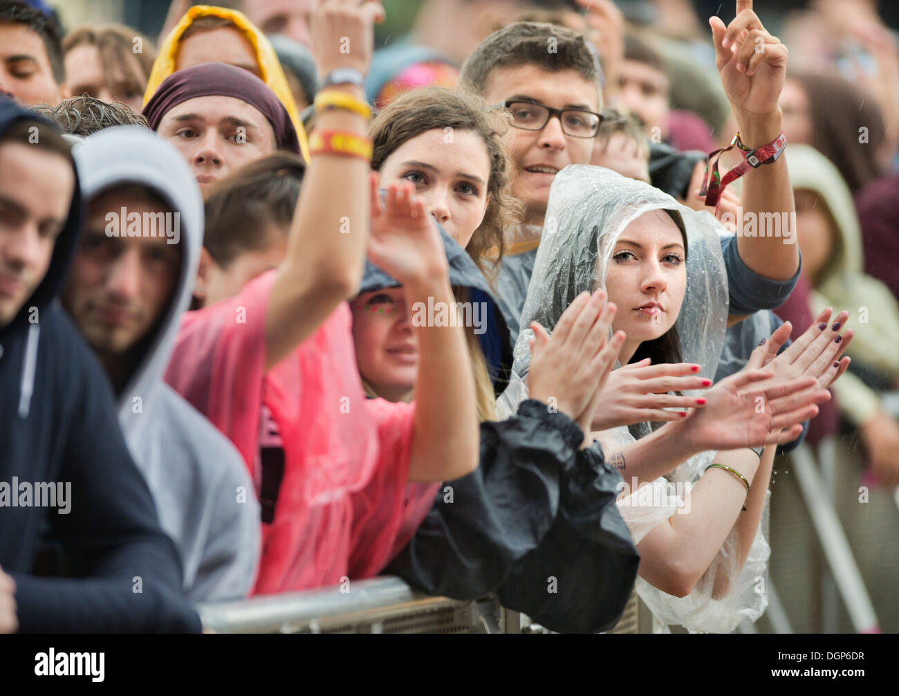 The Reading Festival - music fans in the rain Aug 2013 Stock Photo